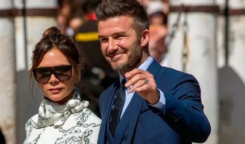 David y Victoria Beckham fueron criticados por participar en una fiesta de fin de año