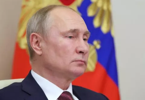 Rusia y Estados Unidos acuerdan prolongar el tratado de desarme nuclear, según Kremlin