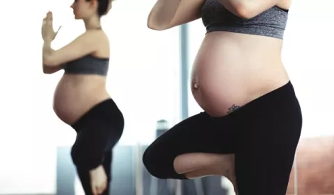 Los beneficios del yoga prenatal