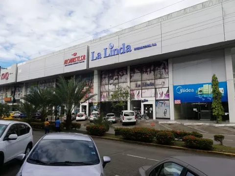 Empresarios de la Zona Libre de Colón retoman mesa de trabajo