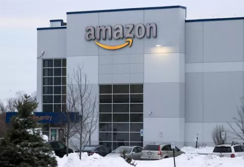 Estados Unidos da vía libre a los empleados de Amazon para que formen su primer sindicato