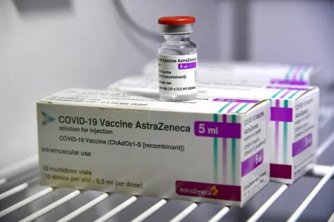 Asesores de la OMS recomiendan la vacuna de AstraZeneca contra la covid-19 para personas mayores