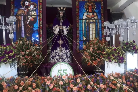 Sin peregrinos en las calles se llevó a cabo la misa solemne a Jesús Nazareno de Atalaya