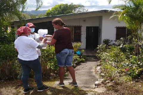 Autoridades de Panamá Oeste aun estudian el cambio de bolsas de comida por vale digital en Capira