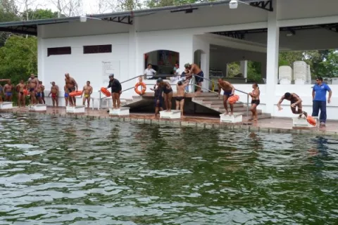 Un grupo de 15 guardavidas del Sinaproc inicia el proceso de certificación en Chiriquí