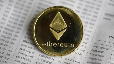 Criptomoneda ether roza los mil 500 dólares y marca un hito