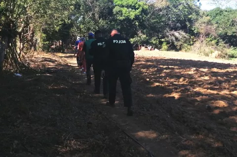 Policía Nacional retiene a 71 personas por violar cuarentena total en Herrera 