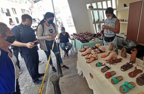 Cuba desata de manos al sector privado eliminando lista de empleos permitidos