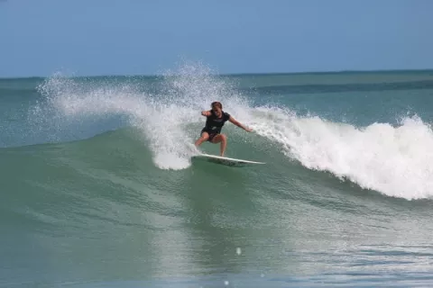 Panamá conforma equipo femenino para ir al Mundial de Surf