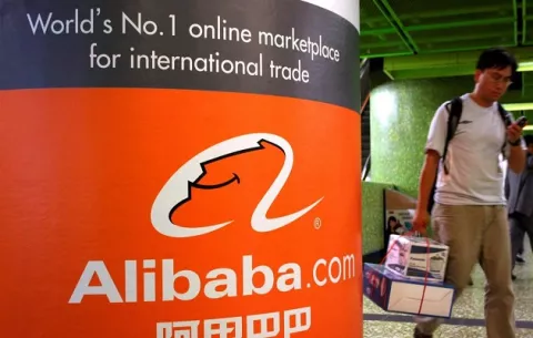 Anticipan en Panamá cobro de impuestos a la economía digital en transacciones tipo Alibaba y Amazon