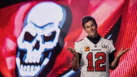 Tom Brady, un rey moderno dentro y fuera del fútbol americano