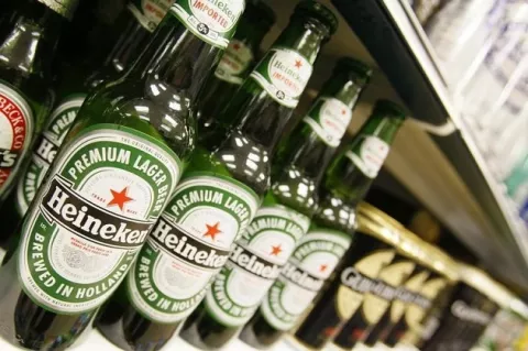 Heineken recortará 8 mil empleos  para reducir costos