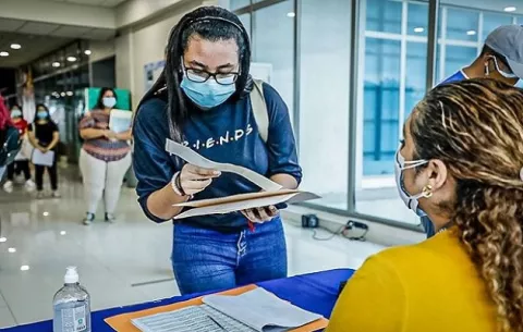 Ifarhu anuncia calendario del primer pago para estudiantes universitarios