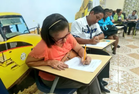 Colapsó la web del Inadeh; extienden hasta el martes inscripciones para cursos