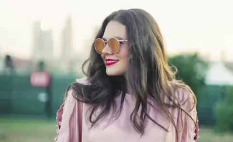 Joy Huerta presentó su sencillo 'Este Fuego', su primer canción en solitario
