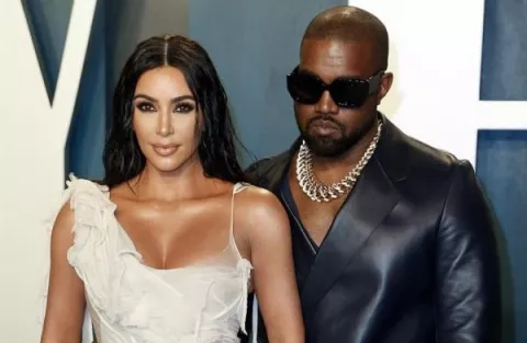 Kim Kardashian pide el divorcio a Kanye West tras seis años de matrimonio