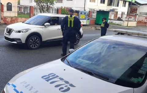 ATTT extiende vigencia de las licencias de conducir vencidas en los últimos diez meses
