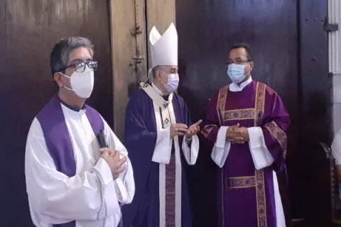 Iglesia católica pide que supuesto abuso en los albergues se investigue hasta las últimas consecuencias