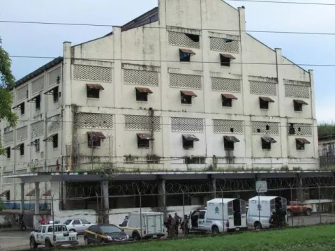 Muere privado de libertad por complicaciones respiratorias en la cárcel de Colón