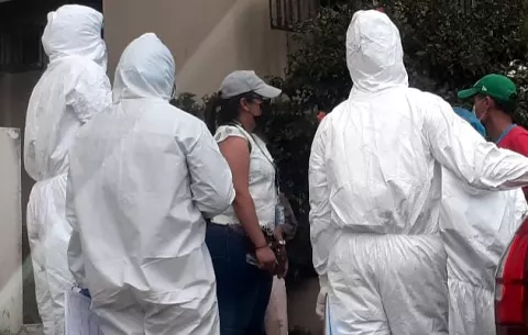 Encuentran cuerpo en avanzado estado de descomposición en apartamento en San Francisco