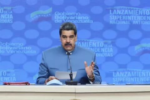 Venezuela denuncia actos de violencia xenofóbica contra su embajada en Perú