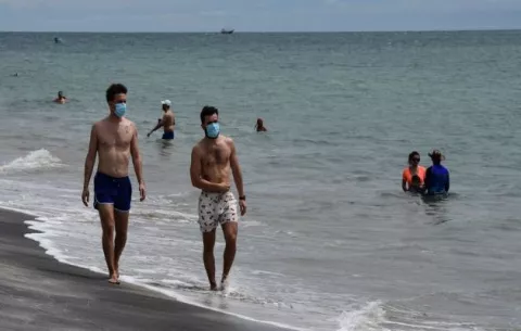 En Bocas del Toro, Colón, Chiriquí y Darién se permite acceso a las playas, ríos y balnearios los fines de semana