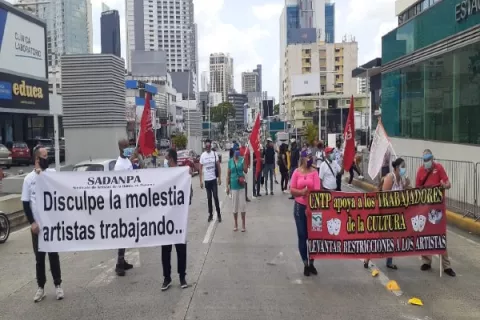 Miembros del Sindicato de Artistas de la Danza en Panamá protestaron en la vía España