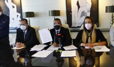 Denuncian actuaciones 'perversas' contra Ricardo Martinelli