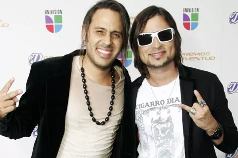 Servando y Florentino causan revuelo con su concierto virtual