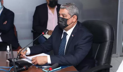 Traslados para pagar a personal contratado por el Ministerio de Salud