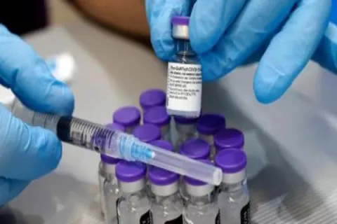Eduardo Ortega: "En Panamá se aplicarán las dos dosis  de vacuna contra la covid-19 a todo el personal de salud"