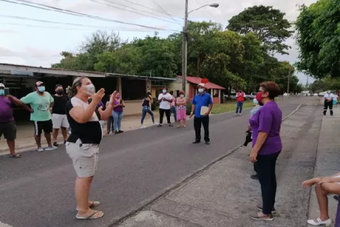 Moradores protestan por el cierre de la Basílica Menor Jesús Nazareno de Atalaya