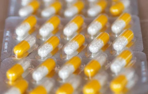 ¿Funcionan la vitamina C y el zinc contra la covid-19?