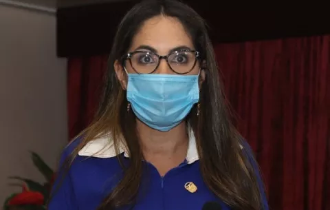 Zulay Rodríguez pide que se nombre al nuevo procurador y arremete contra Javier Caraballo