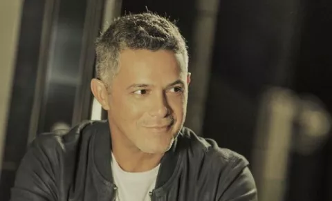Alejandro Sanz: 'Viva la libertad de mostrar lo que a cada uno le dé la gana'