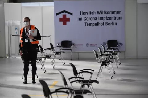 Alemania registra 14,356 nuevos contagios y 321 muertes en un día