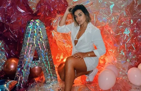 Alexa Chacón agradece el apoyo que ha recibido con su línea de suéter