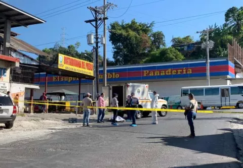 Muere atopellado por un metrobús en la T de Torrijos Carter