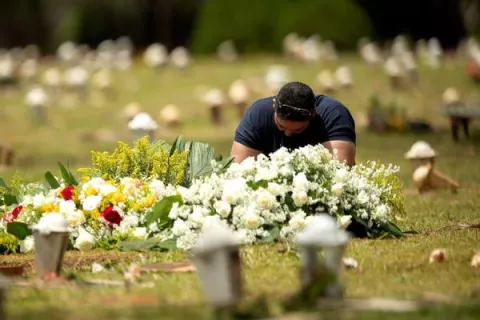 Brasil supera por primera vez los 3,000 muertos por covid-19 en un día