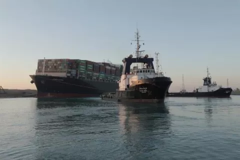Fracasa un nuevo intento de reflotar por completo el 'Ever Given'