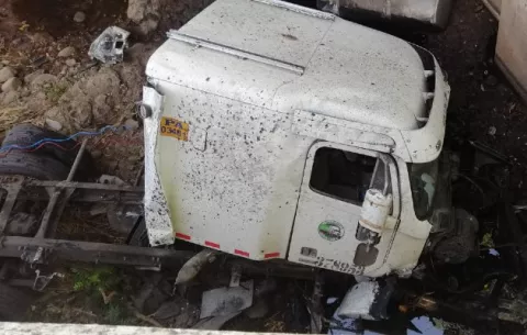 Conductor salva su vida durante accidente en la Interamericana, a la altura de Chame