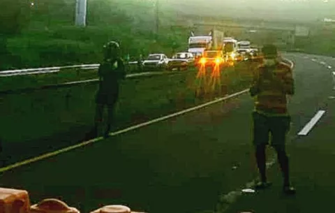 Cierran la autopista Panamá-Colón por falta de agua potable