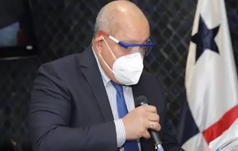 Diputado Crispiano Adames a su hija: 'Sé fuerte,  sé el amor que tienes por el prójimo'