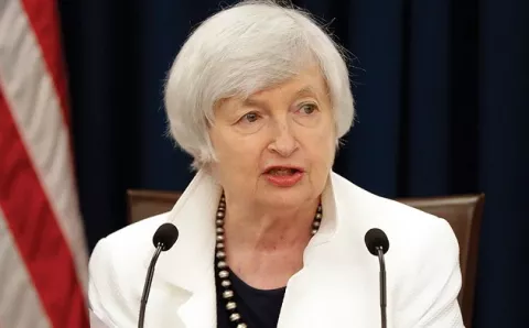 Janet Yellen augura que crisis afectará más a latinos aunque  se recuperarán