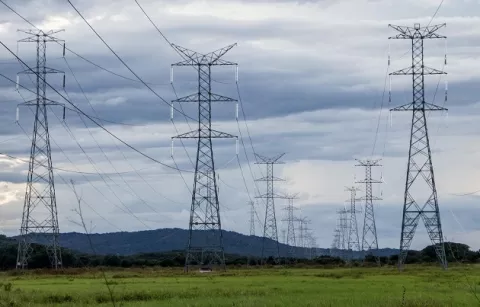 Cámara de Comercio: suministro de energía se ve amenazado por la falta a liquidez