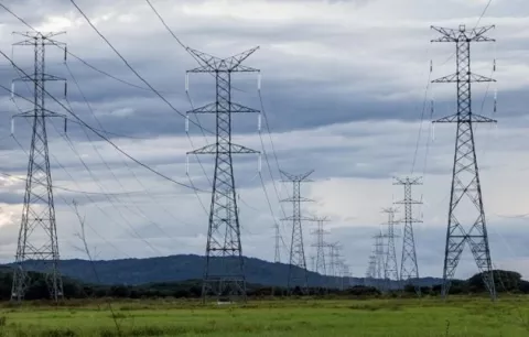 SIP: Inversiones eléctricas corren peligro