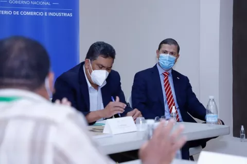 Gobierno Nacional establece hoja de ruta para agilizar aprobación de plantas para exportación 