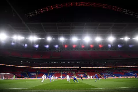 La final de la FA Cup permitirá aficionados con el objetivo de preparar el Wembley para la Eurocopa