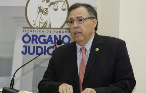 Luis Ramón Fábrega: 'Nosotros estamos en una situación precaria'