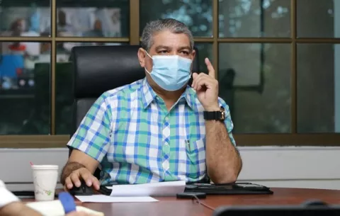 Corte limita 'superpoderes' del ministro Luis Sucre en el tema de las medidas de movilidad